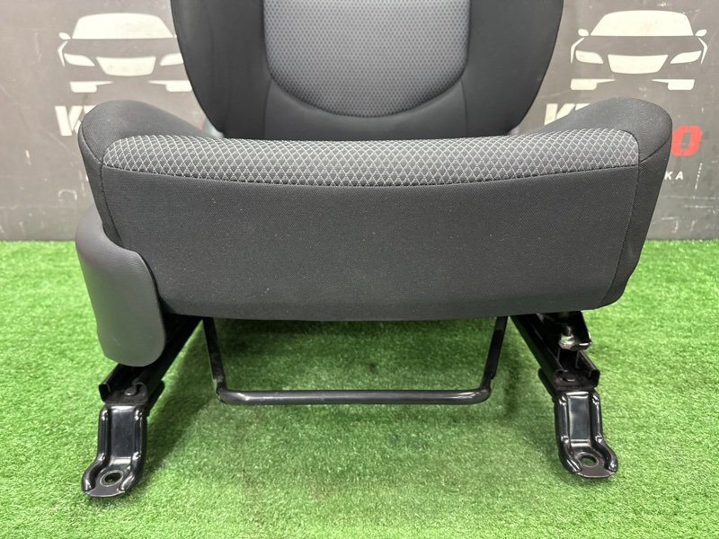 Сиденья передние комплект Hyundai Creta 2021 GS