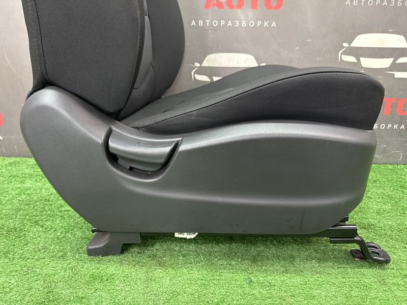 Сиденья передние комплект Hyundai Creta 2021 GS