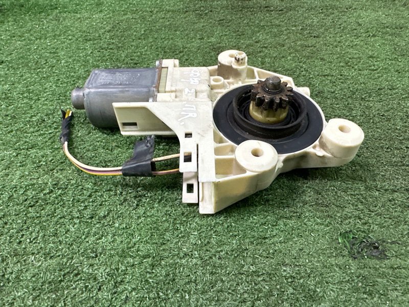 Мотор стеклоподъемника Ford Focus 2