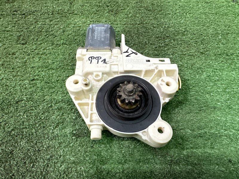 Мотор стеклоподъемника Ford Focus 2