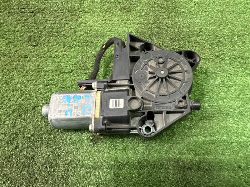 Мотор стеклоподъемника Ford Focus 2