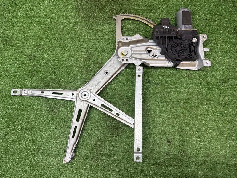 Механизм стеклоподъёмника с мотором Opel Zafira