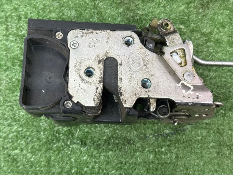 Замок двери Chevrolet Lacetti