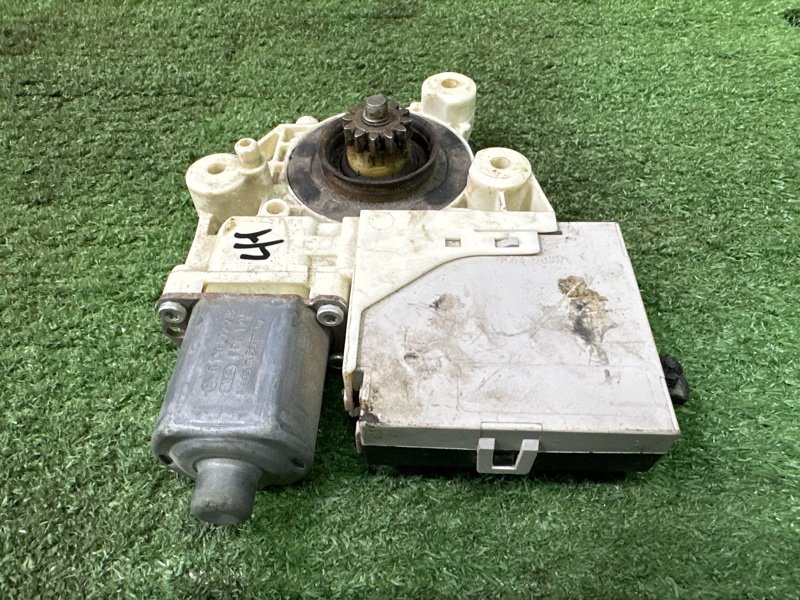 Мотор стеклоподъемника Ford Focus 2