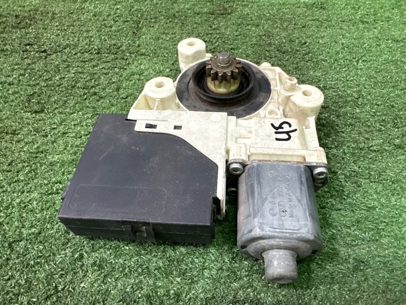 Мотор стеклоподъемника Ford Focus 2