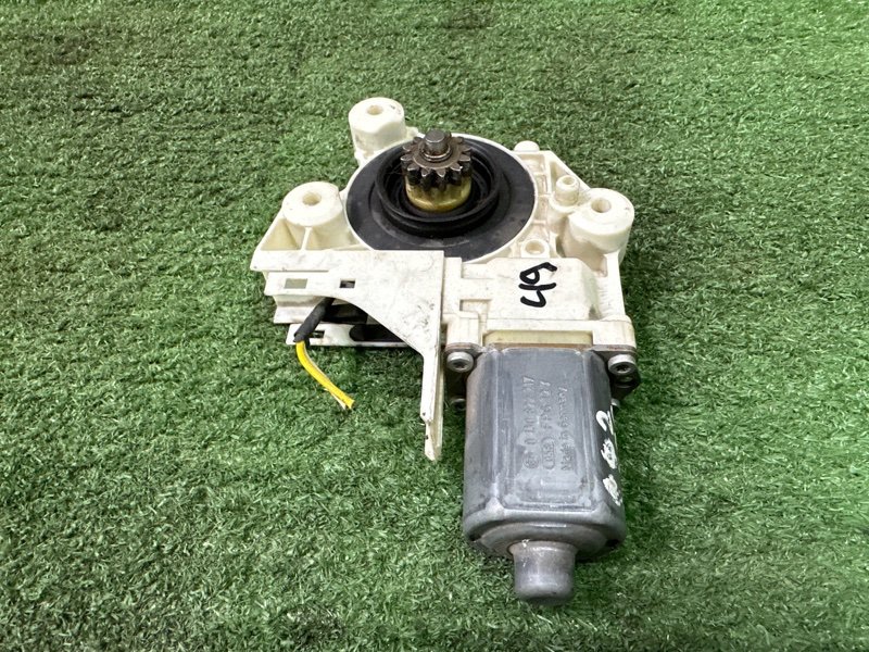 Мотор стеклоподъемника Ford Focus 2