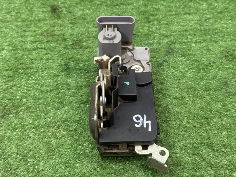 Замок двери Fiat Albea