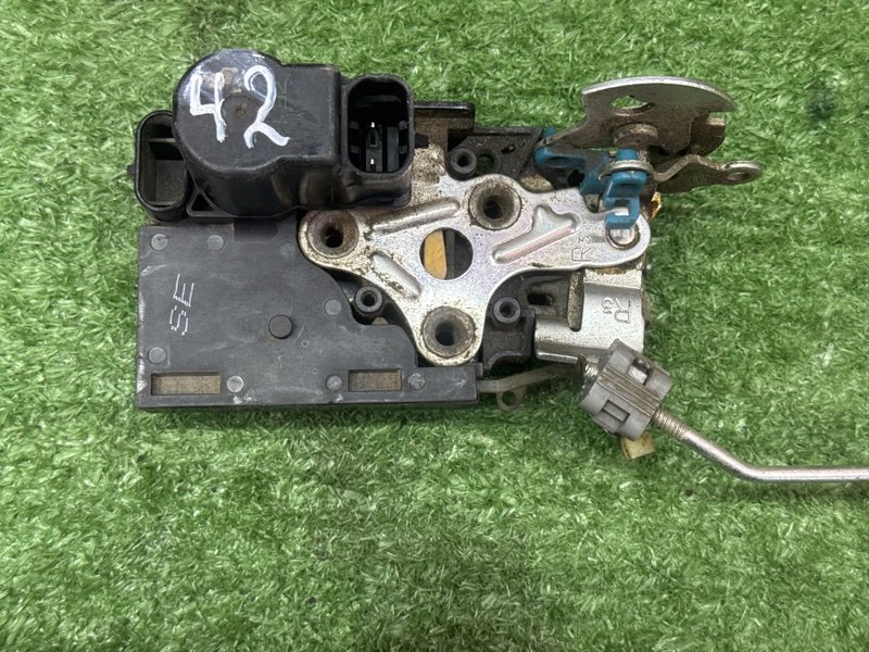 Замок двери Chevrolet Lacetti