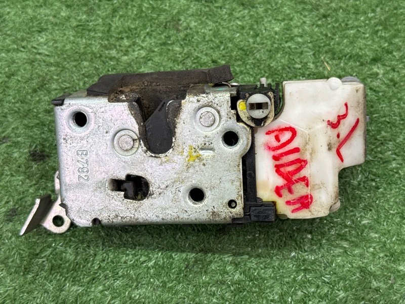 Замок двери Fiat Albea