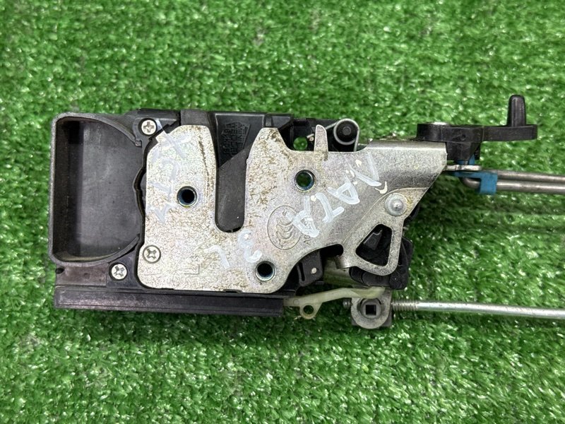 Замок двери Chevrolet Lacetti