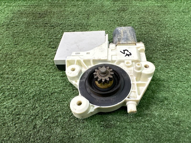 Мотор стеклоподъемника Ford Focus 2