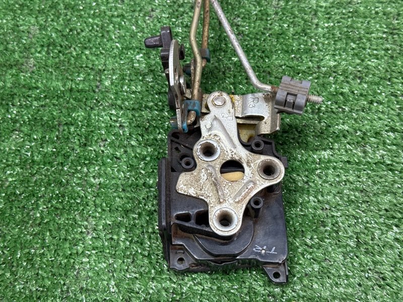 Замок двери Chevrolet Lanos