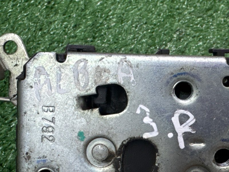 Замок двери Fiat Albea