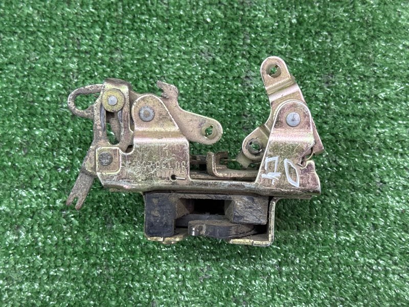 Замок двери Daewoo Nexia