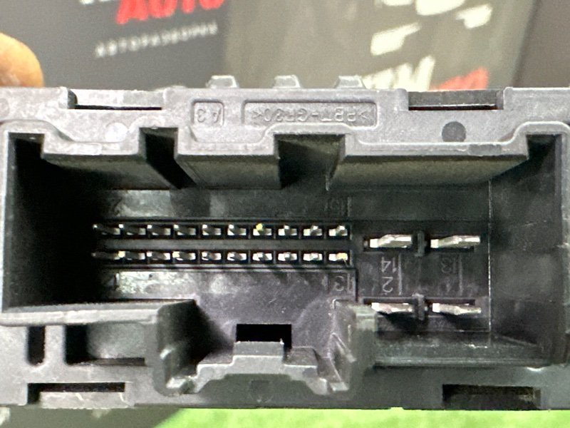 Блок комфорта двери Ford Mondeo 5