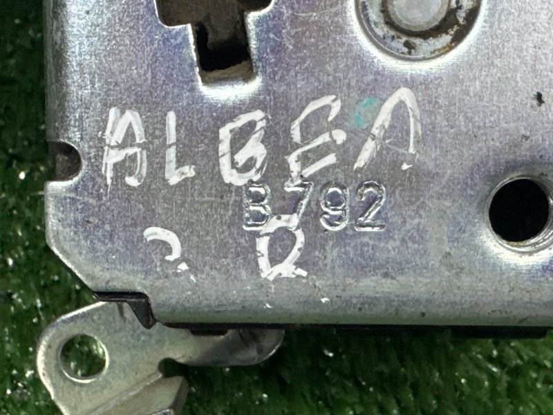 Замок двери Fiat Albea
