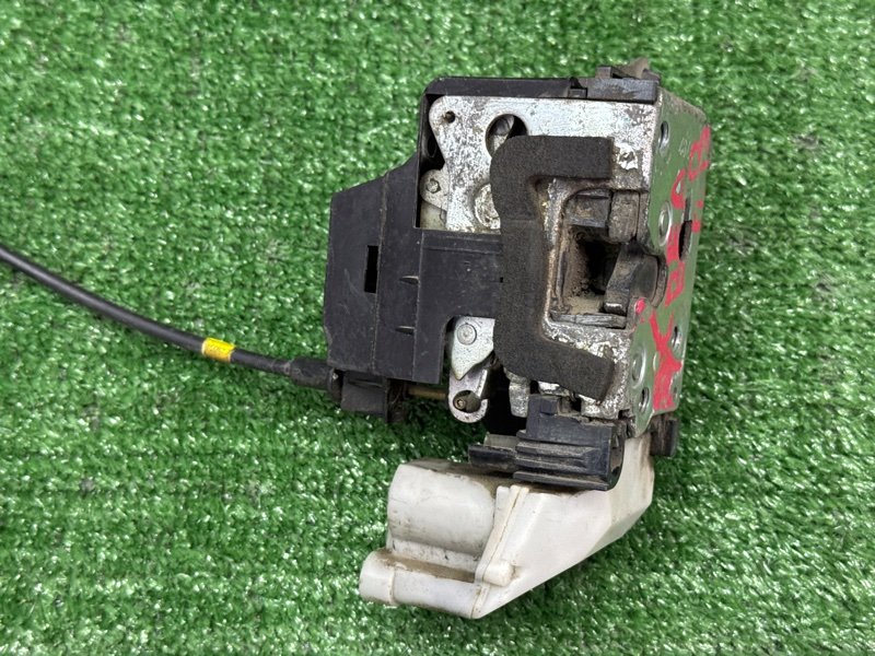 Замок двери Fiat Albea