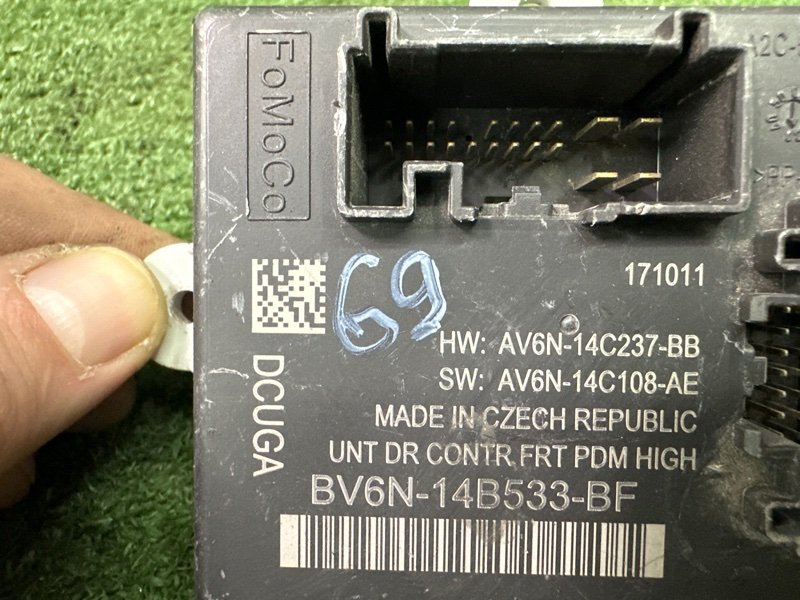 Блок комфорта двери Ford Focus 3