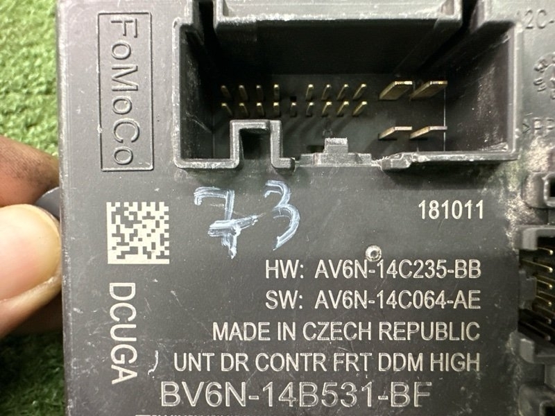 Блок комфорта двери Ford Focus 3