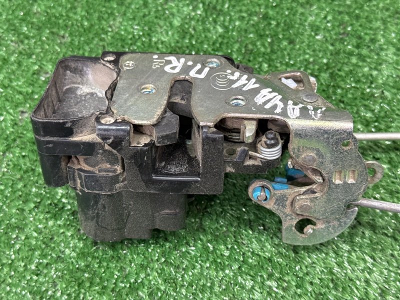 Замок двери Chevrolet Lacetti