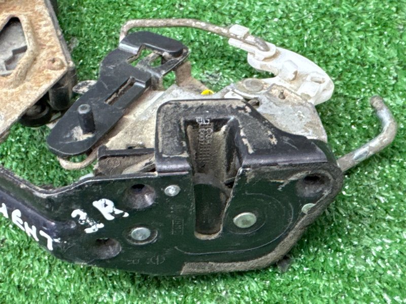 Замок двери Hyundai Accent