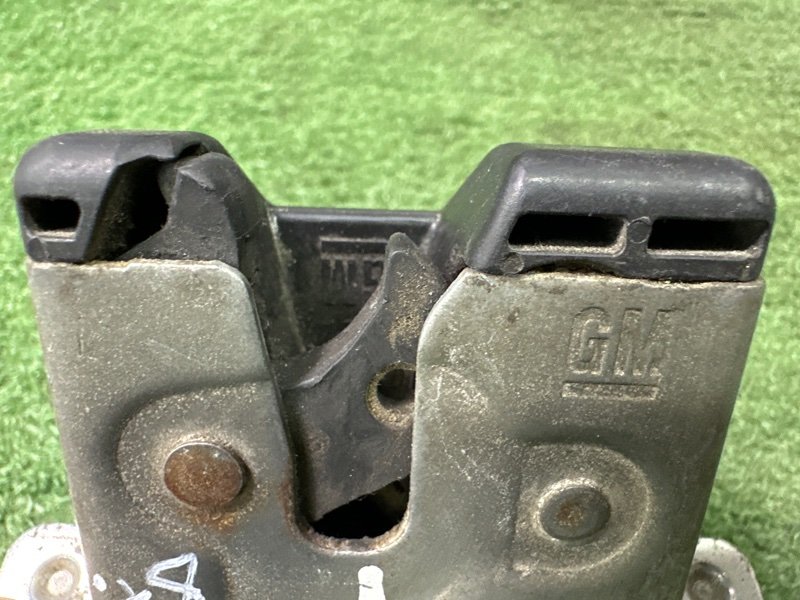 Замок крышки багажника Opel Astra G