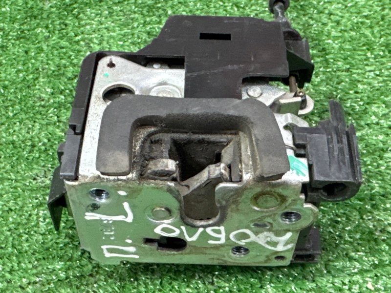 Замок двери Fiat Doblo