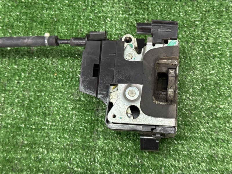 Замок двери Fiat Doblo