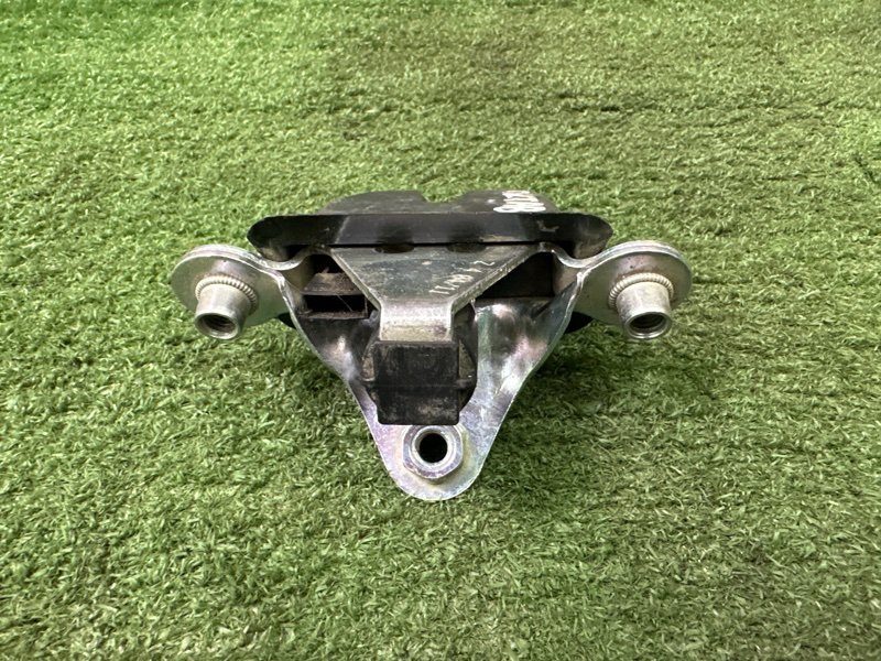 Замок крышки багажника Skoda Octavia A5