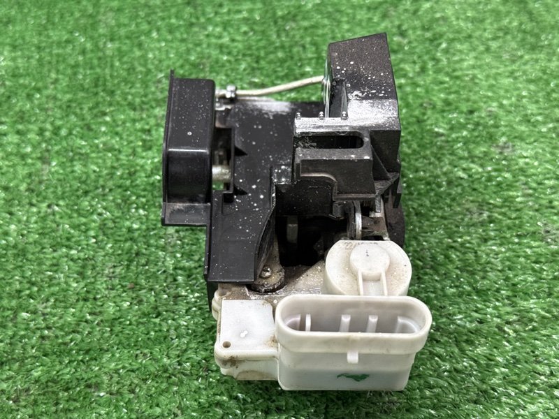 Замок двери Fiat Albea