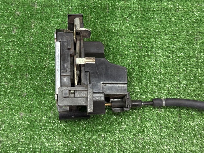 Замок двери Fiat Doblo