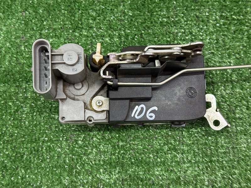 Замок двери Fiat Albea