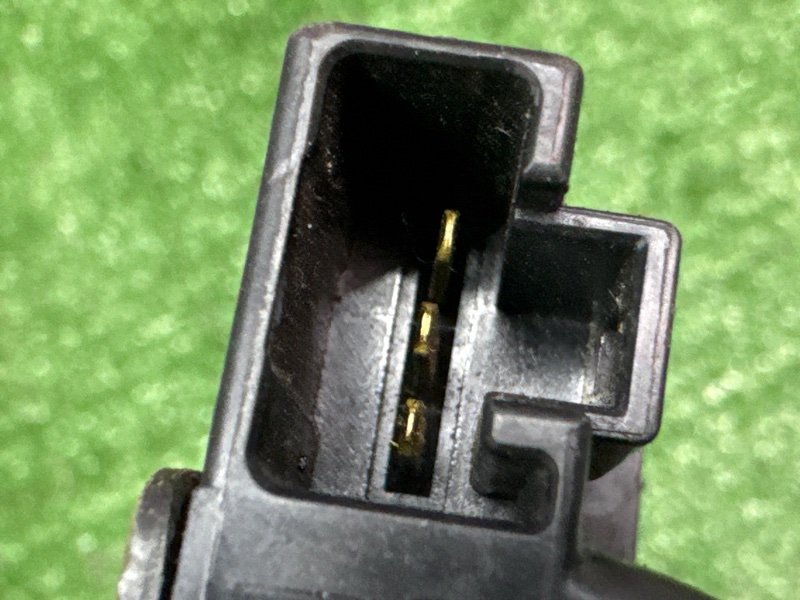 Замок крышки багажника mazda mazda 6