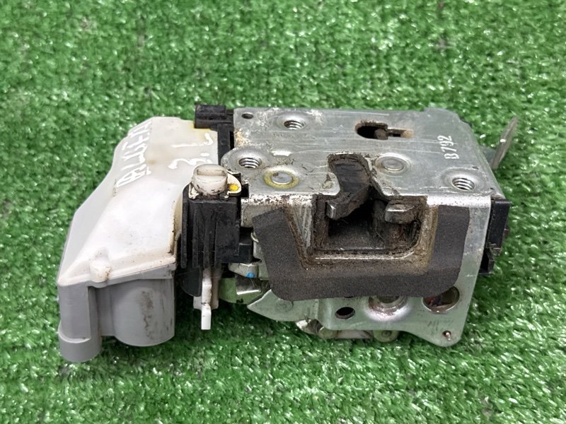 Замок двери Fiat Albea