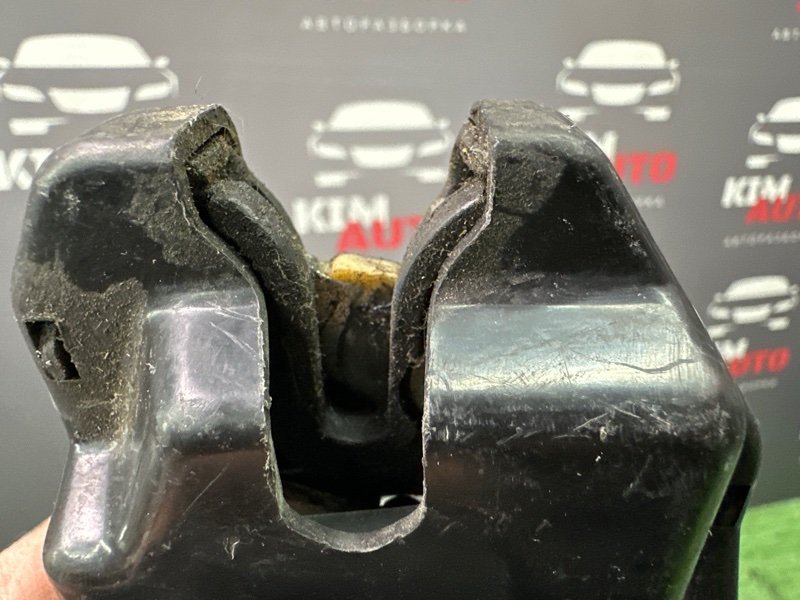 Замок крышки багажника Chevrolet Lacetti