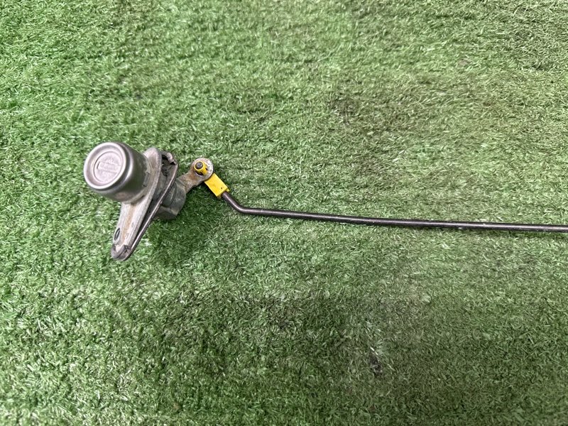 Замок крышки багажника Hyundai Getz