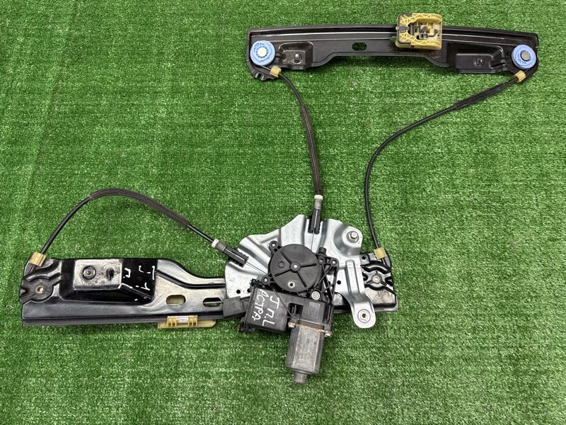 Механизм стеклоподъёмника с мотором Opel Astra J