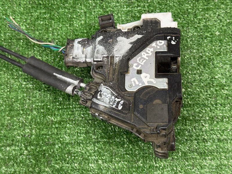 Замок двери Kia Cerato 2