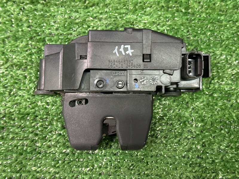 Замок крышки багажника Peugeot 308