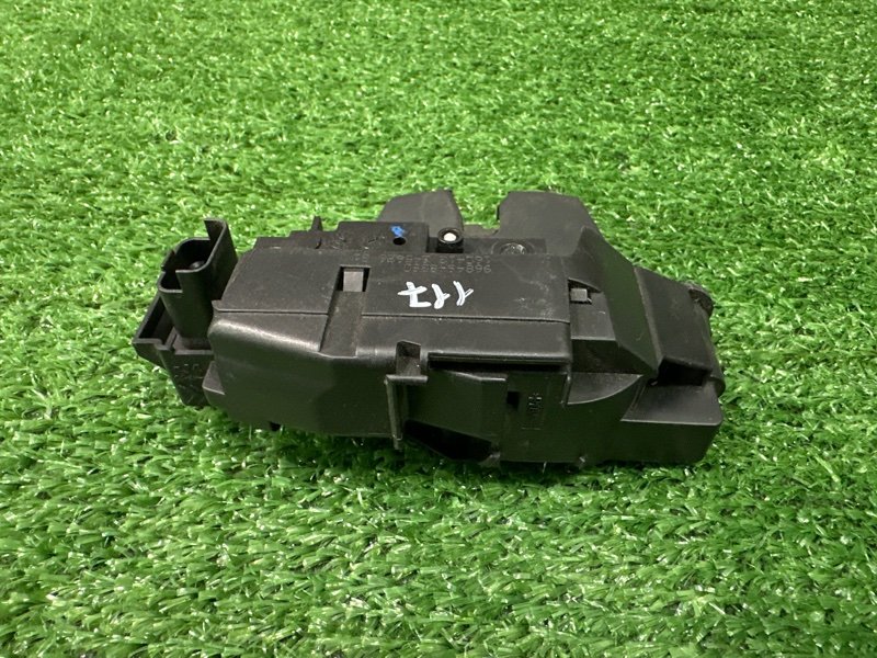 Замок крышки багажника Peugeot 308