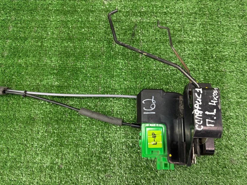 Замок двери Hyundai Solaris 1