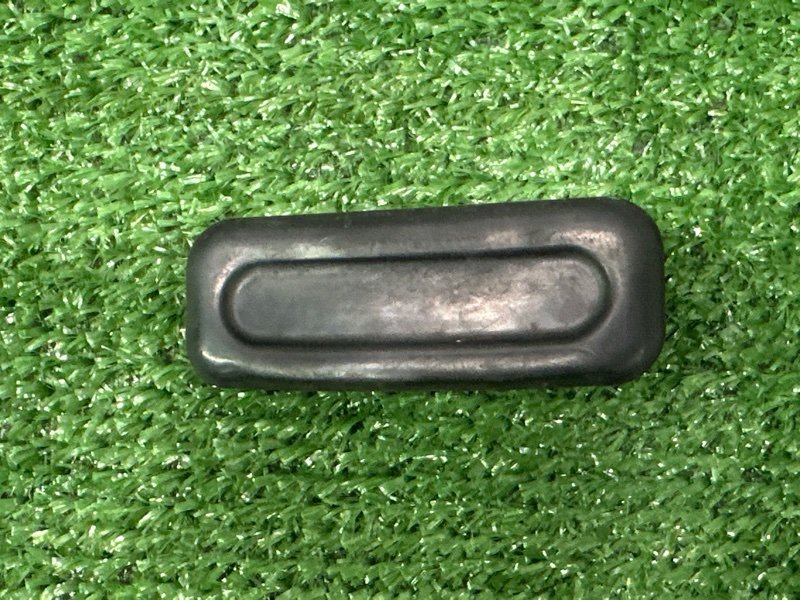 Кнопка открывания багажника Peugeot 308