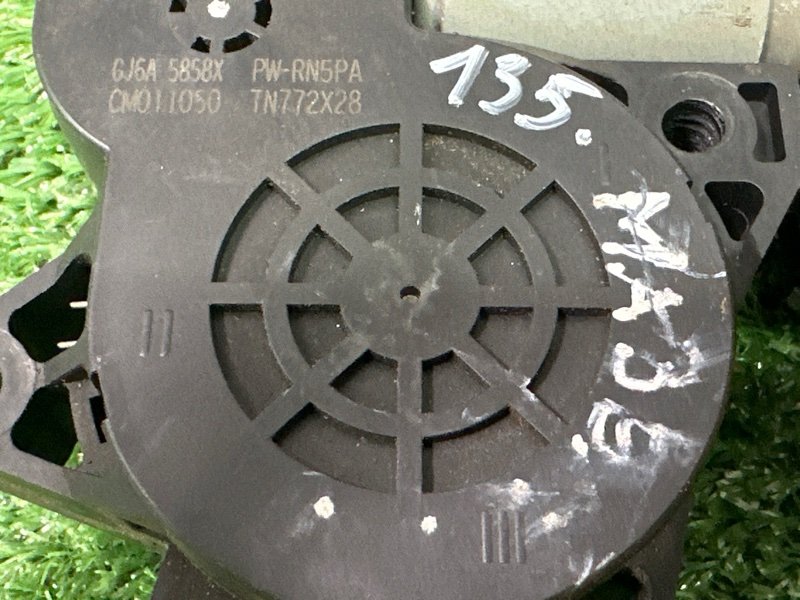 Мотор стеклоподъемника Mazda 6 GJ