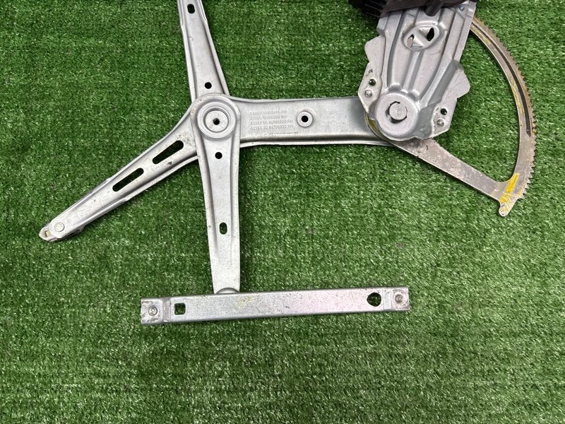 Механизм стеклоподъёмника с мотором Opel Astra H