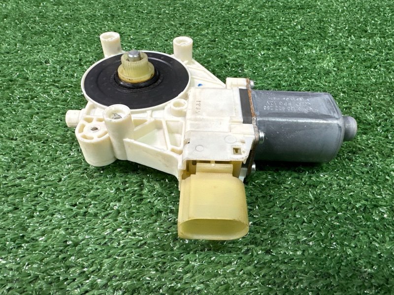 Мотор стеклоподъемника Ford Mondeo 4