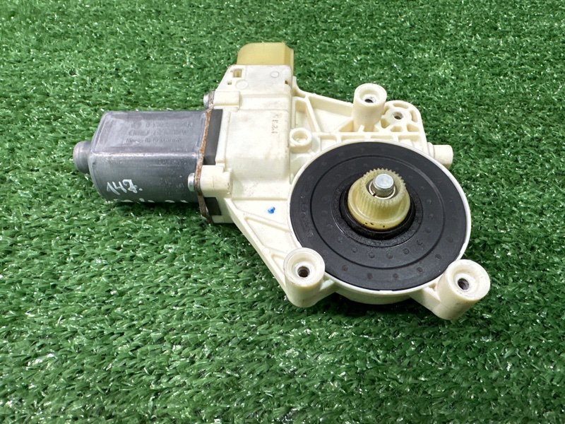 Мотор стеклоподъемника Ford Mondeo 4