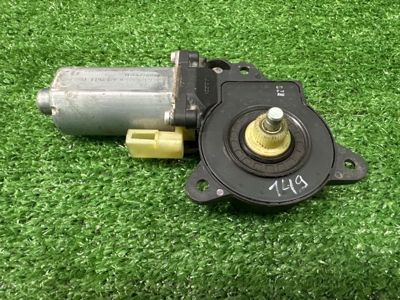 Мотор стеклоподъемника Ford Fusion