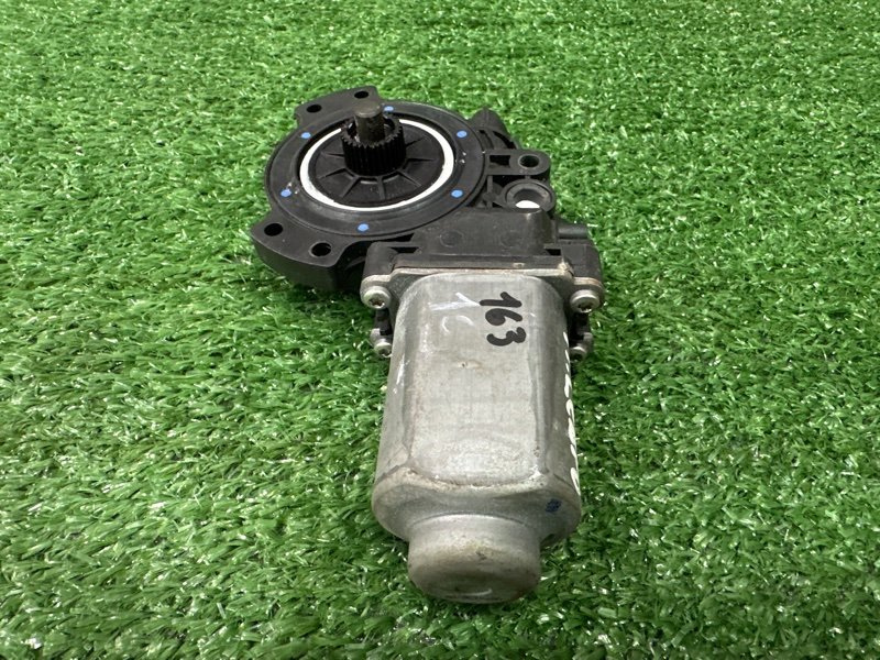 Мотор стеклоподъемника Kia Ceed 1