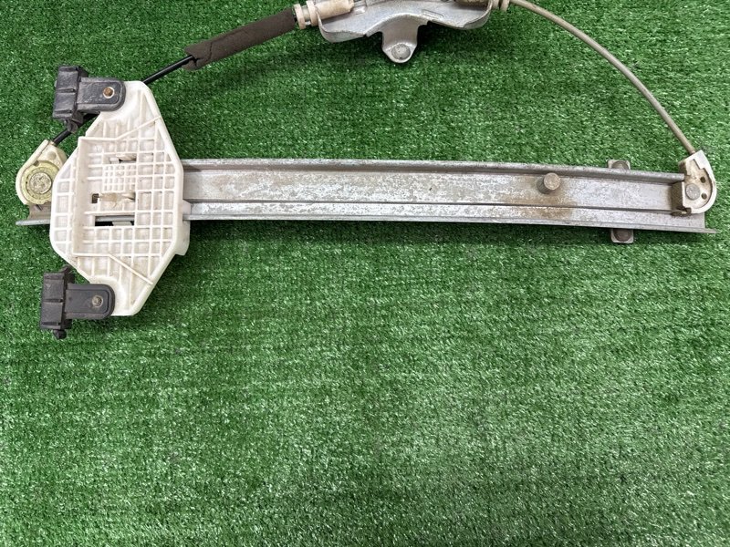 Механизм стеклоподъёмника с мотором Hyundai Sonata