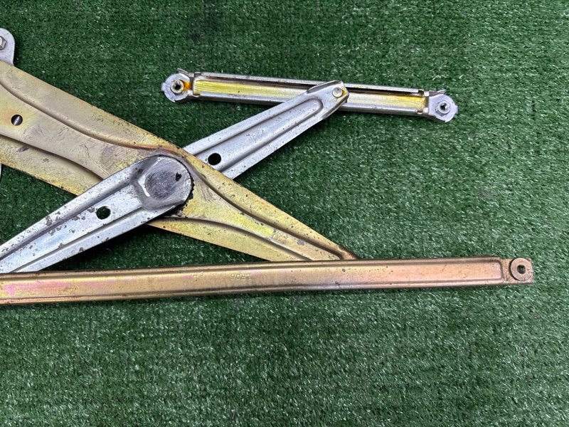 Механизм стеклоподъёмника с мотором LIFAN X60